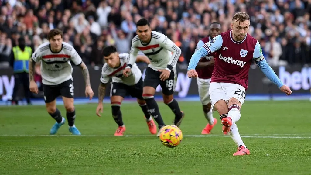 Soi kèo Manchester United vs West Ham 03h00, 05/12/2025 Ngoại Hạng Anh 2 Manchester United vs West Ham